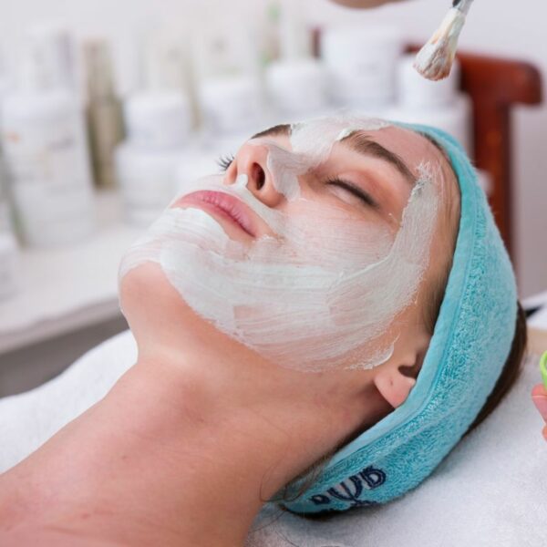 Oxygeneo Facial